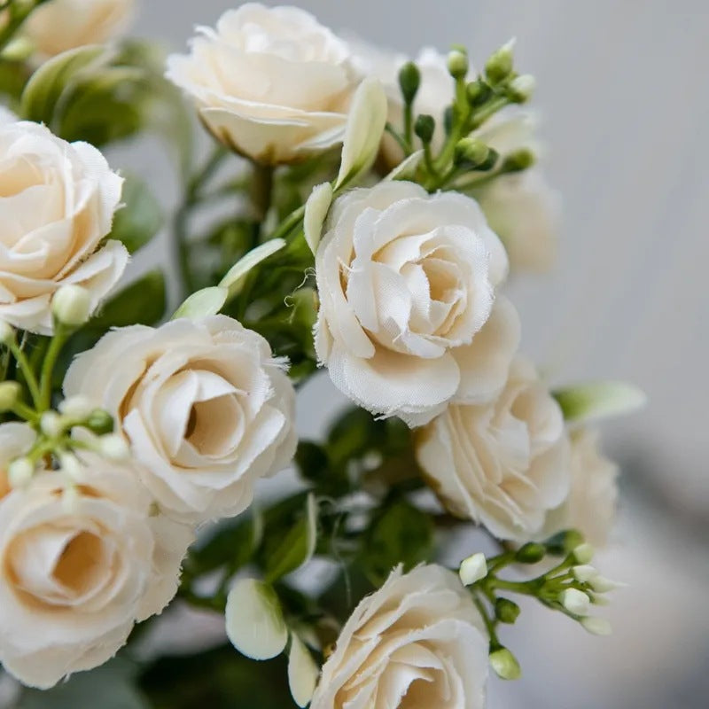 Chic 15-Rose European Bouquet