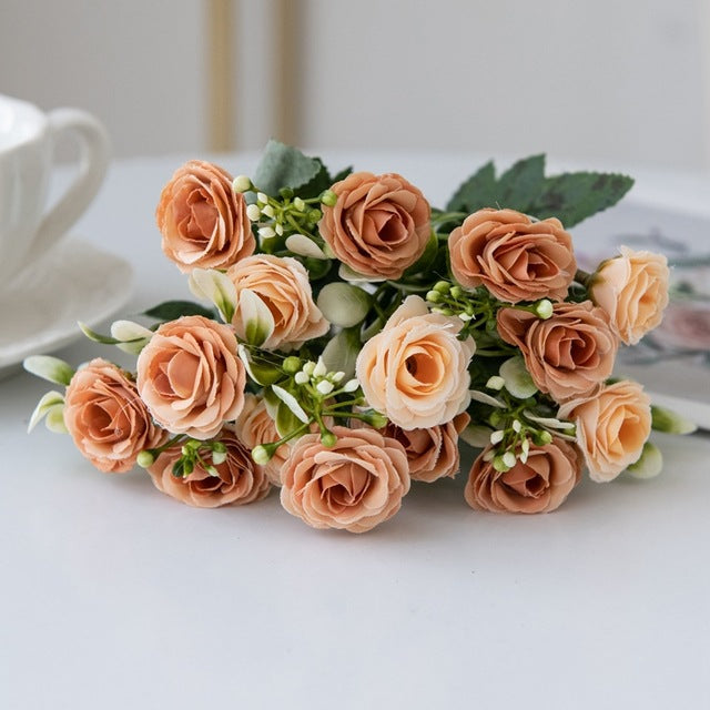 Chic 15-Rose European Bouquet