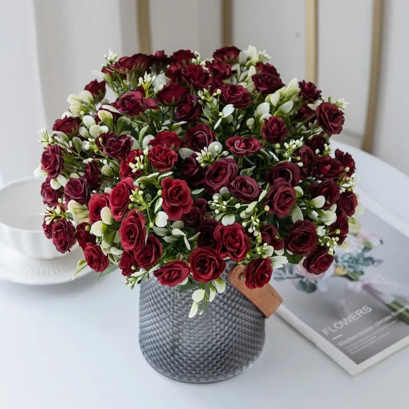Chic 15-Rose European Bouquet